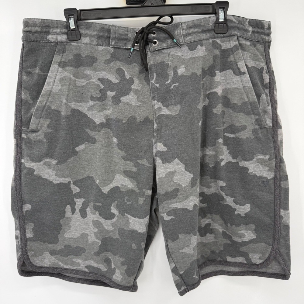 Vissla Hybrid Shorts Mens XL Grey Camo M211OLCK Drawstring Stretch Sustainable